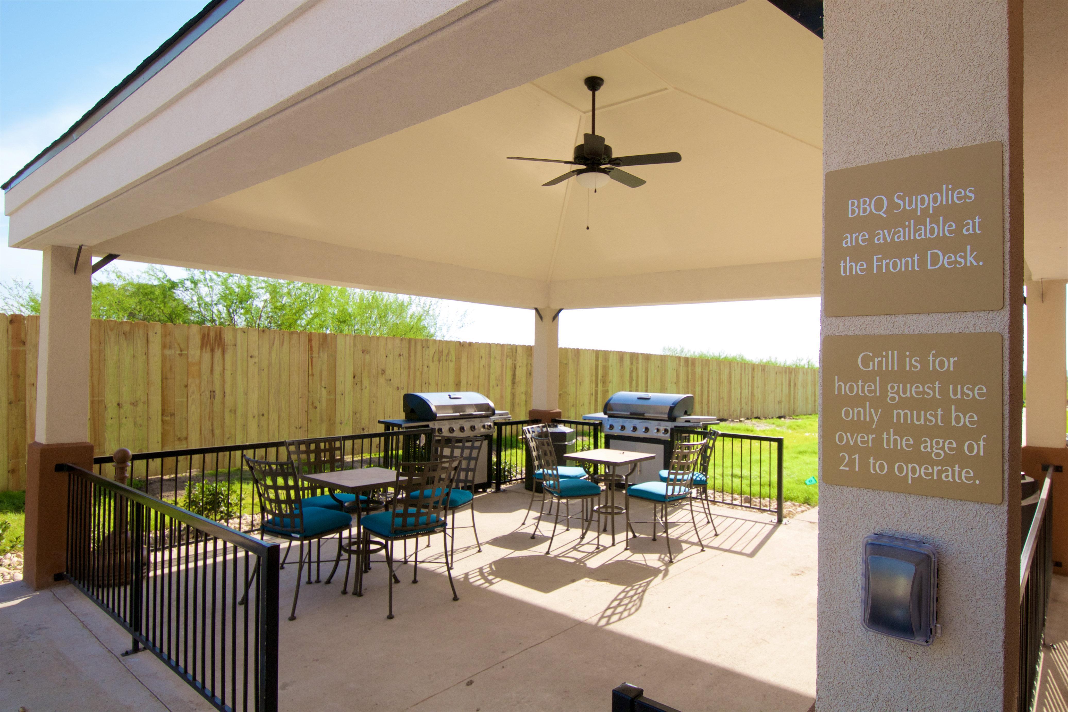 Candlewood Suites Kenedy By Ihg Bagian luar foto