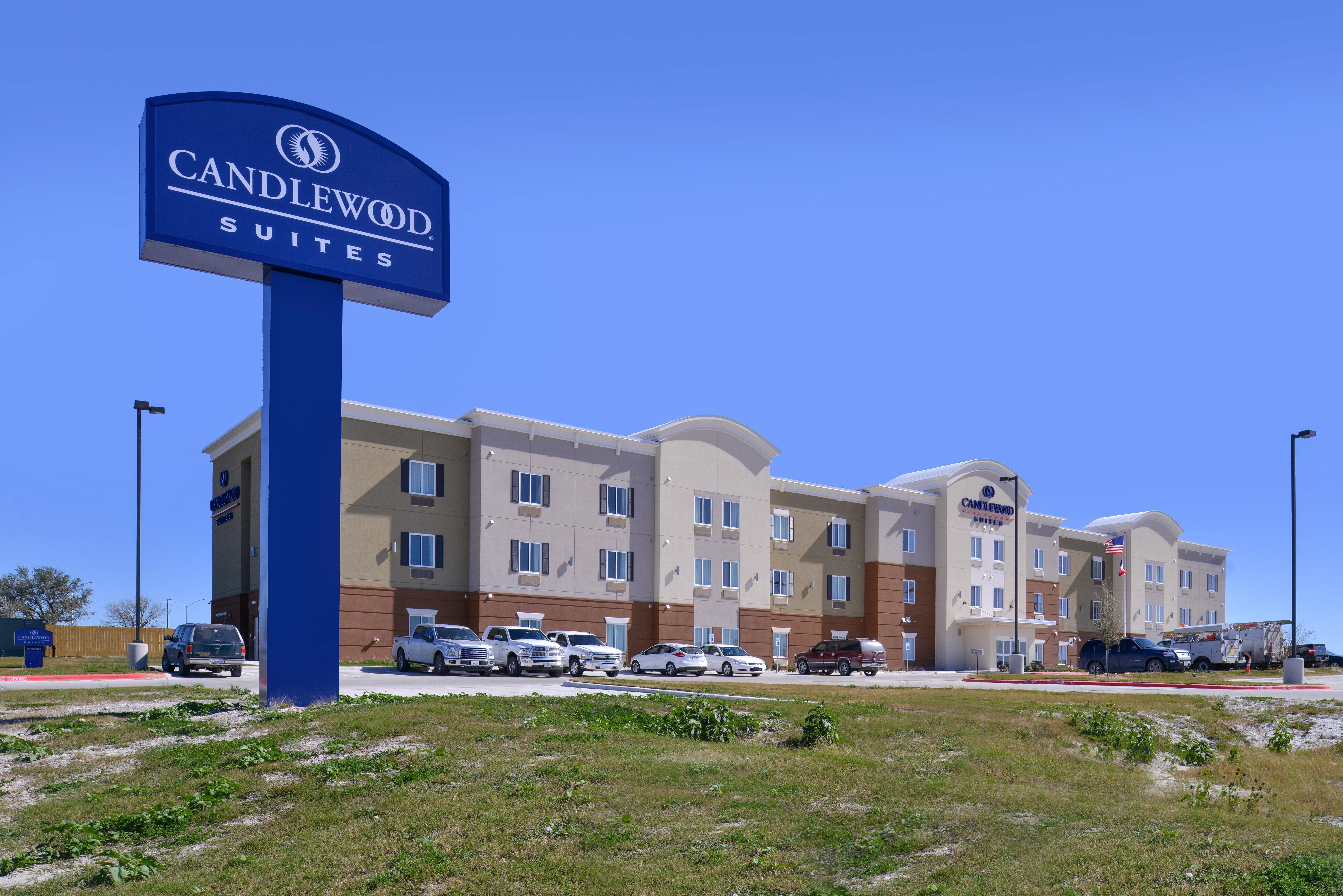 Candlewood Suites Kenedy By Ihg Bagian luar foto